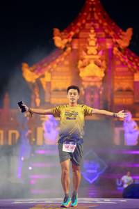 BIB: 101, 217
                            <button type="button" onclick="openModal(22468472)" class="btn btn-primary btn-sm float-right btn-popup" data-toggle="modal" data-target=".modal-high-quality">
                        <i class="fas fa-shopping-cart"></i> Add to Cart
                    </button>
                                            <button type="button" onclick="isThisMe(22468472, true)" class="btn btn-success btn-sm float-right btn-popup btn-isme hidden" data-toggle="tooltip" data-placement="bottom" title="นี่คือรูปของคุณใช่ไหม คลิกที่นี่เพื่อเอาเข้าอัลบั้ม">
                        <i class="fas fa-plus"></i> Add to album
                    </button>
                    <button type="button" onclick="isThisMe(22468472, false)" class="btn btn-warning btn-sm float-right btn-popup btn-isnotme hidden">
                        <i class="fas fa-ban"></i> Remove from album
                    </button>